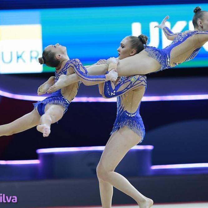 acro