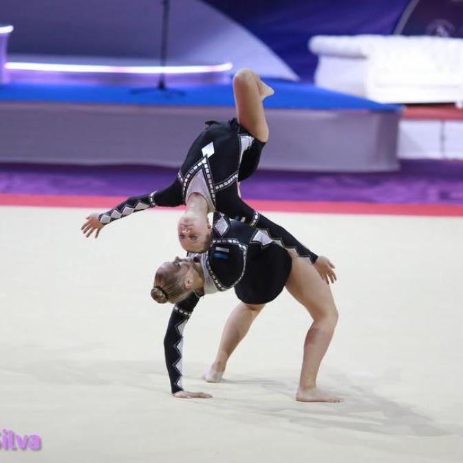 acro